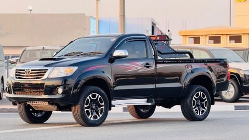 تويوتا هيلوكس SINGLE CABIN | 4 x 4 | PREMIUM SPORT BAR WITH BASKET 3.0L DIESEL | RHD | 2010 |