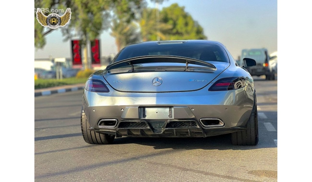 Mercedes-Benz SLS AMG Description For Sale: 2011 Mercedes-Benz SLS AMG Mileage: 21,000 km Exterior: Silver Interior: Red F