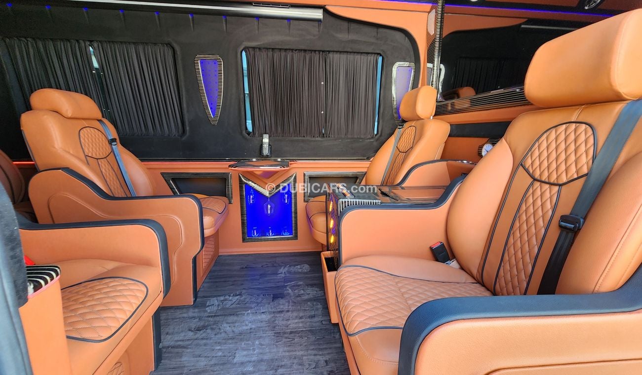 Mercedes-Benz Sprinter Mercedes benz Sprinter Bus 14+2+1= 17 seater vip luxury interior design brand new just 150 km only