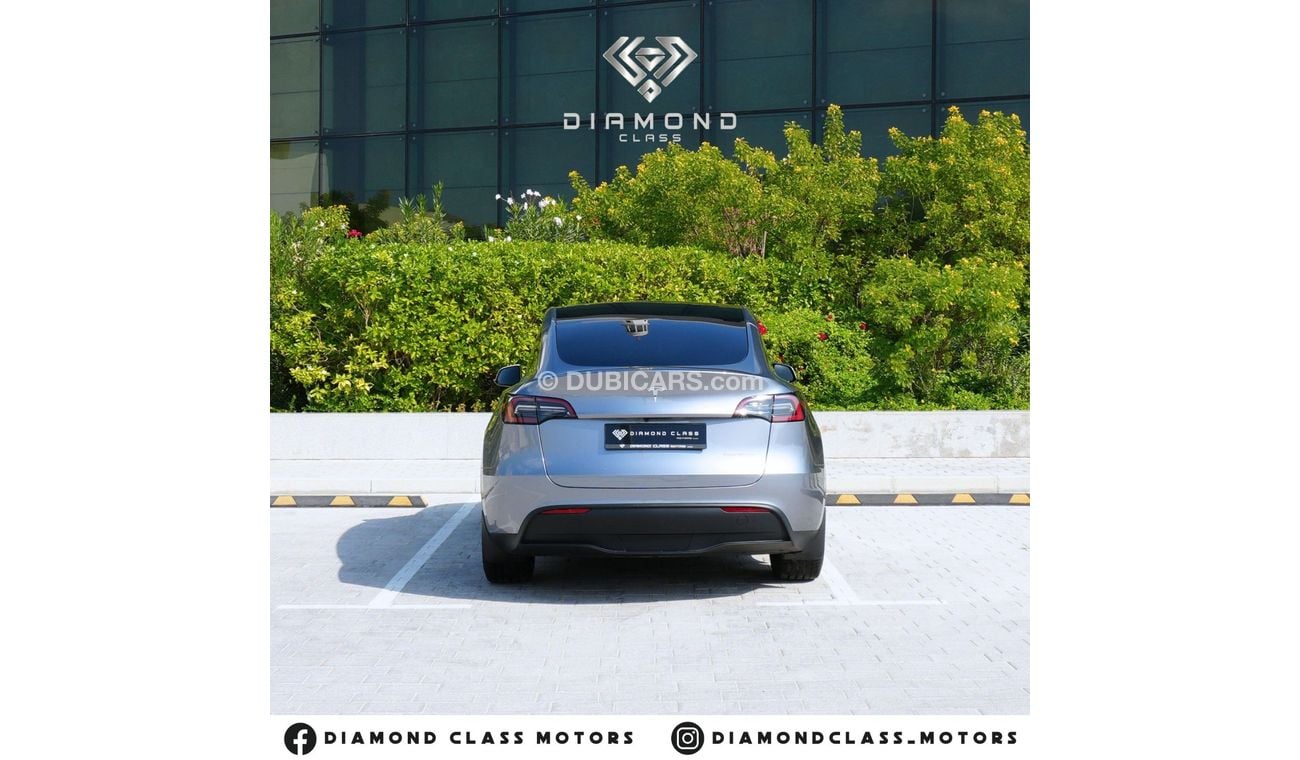 تسلا موديل Y Tesla Model Y Long Range  Dual Motor  Auto Pilot  2024 GCC  Warranty  Tesla UAE