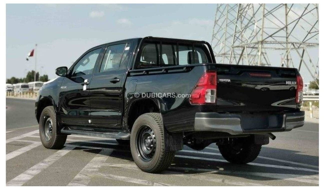 تويوتا هيلوكس HILUX 2.4L MED OPTION DIESEL