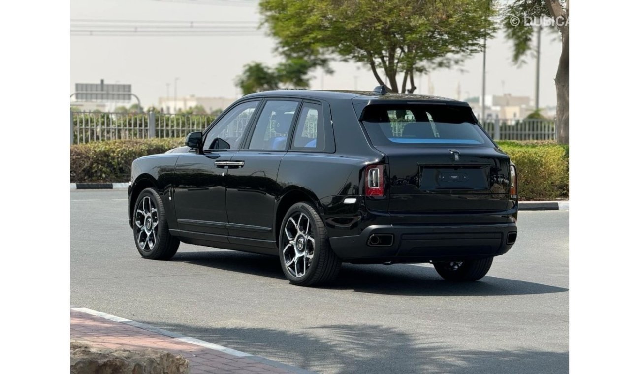 Rolls-Royce Cullinan BLACK BADGE GCC SPEC  UNDER WARRANTY AND SERVICE CONTRACT