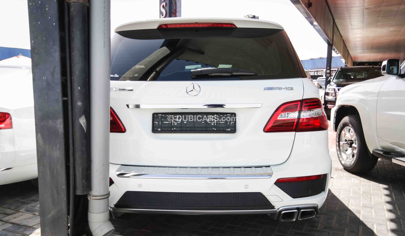 Mercedes-Benz ML 63 AMG V8 Biturbo