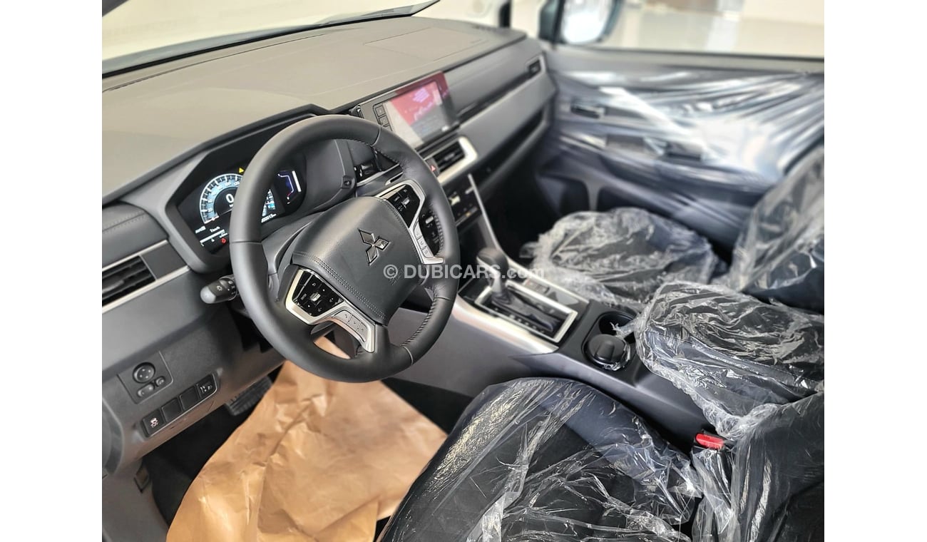 ميتسوبيشي إكسباندر MITSUBISHI XPANDER CROSS 1.5L 2024 (GCC SPECS)