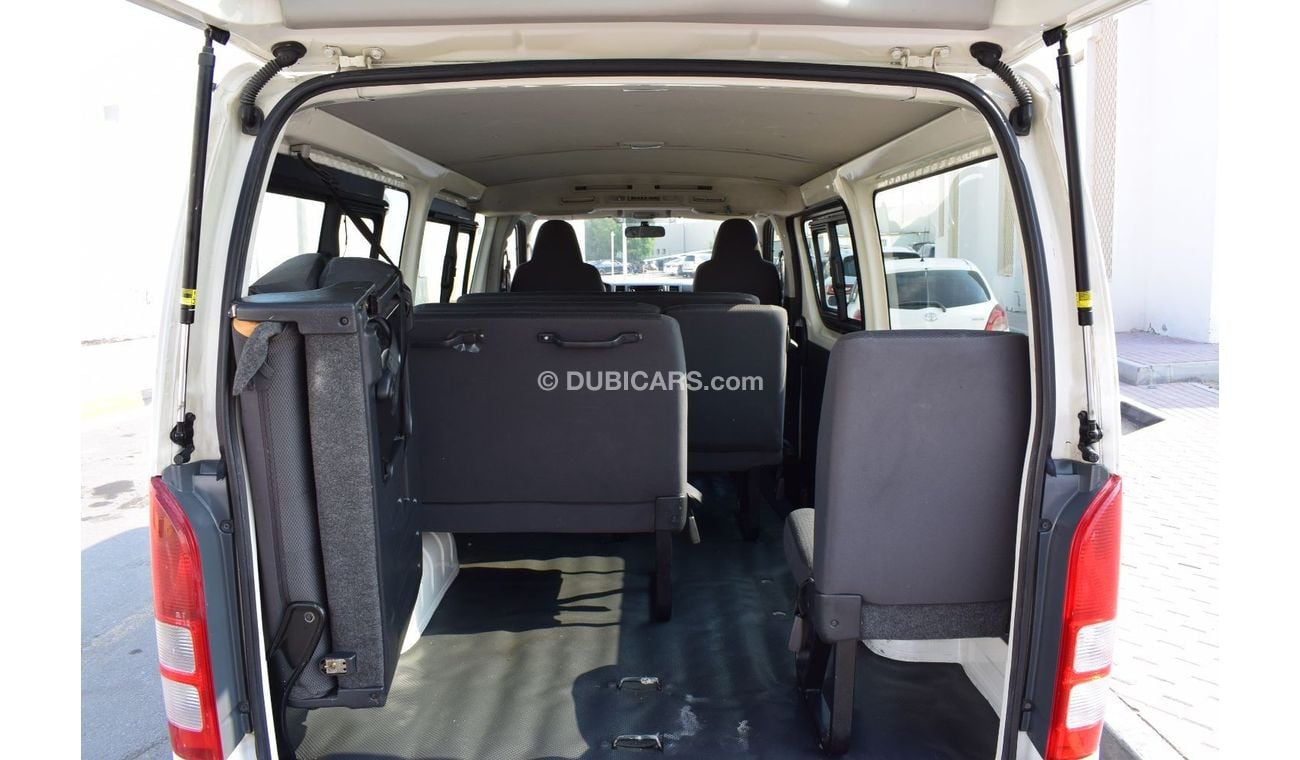 تويوتا هاياس Toyota Hiace GL 13 seater, Model:2015. Excellent condition