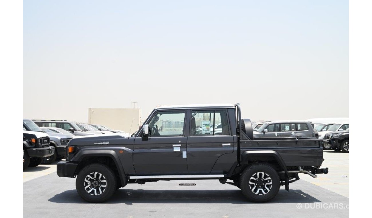 تويوتا لاند كروزر بيك آب 79 Double Cab SDLX 2.8L Diesel 4WD 2-Seater Automatic