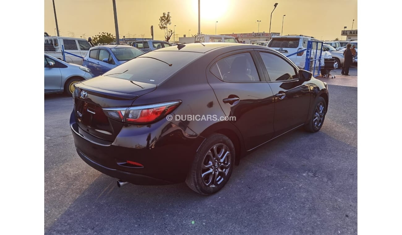 Toyota Yaris TOYOTA YARIS 2019 BLACK