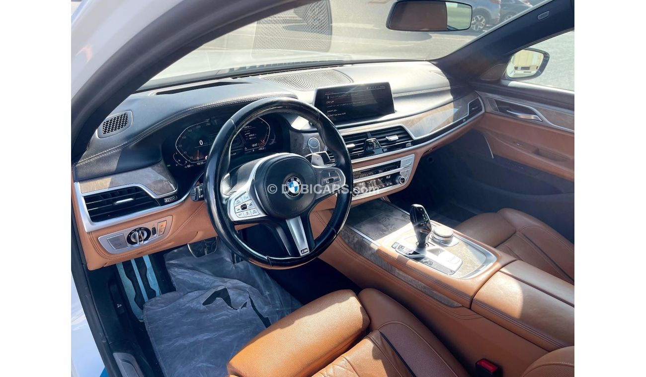 بي أم دبليو 730Li 2021 BMW 730LI GCC LOW KM GREAT COND Excellence Multimedia 2.0L