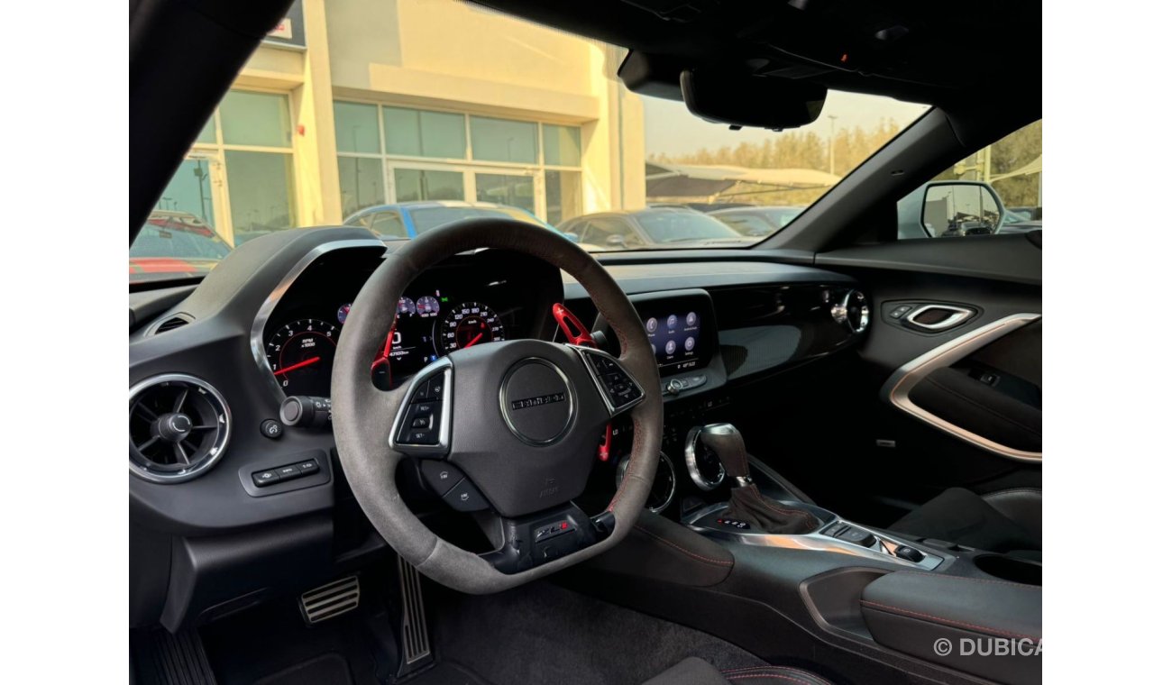 Chevrolet Camaro CHEVROLET CAMARO ZL1 GCC 2019 FULL OPTION ORIGINAL PAINT FULL SERVICE HISTORY UNDER WARRANTY