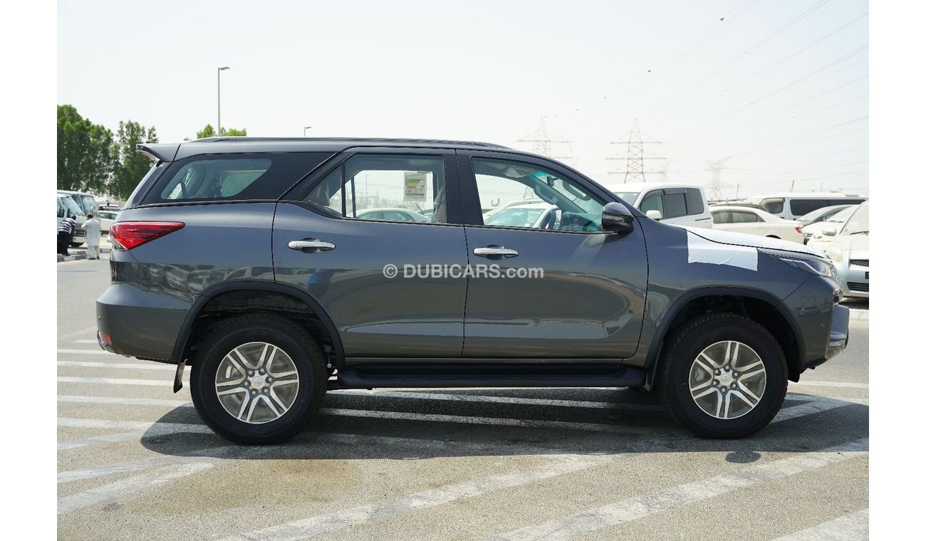 Toyota Fortuner MODEL 2022 GCC 2.7 FOR EXPORT ONLY