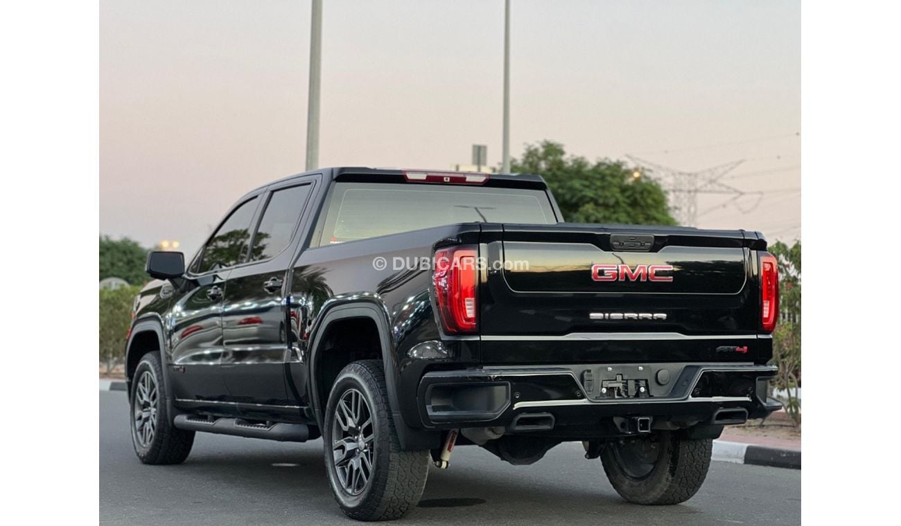 GMC Sierra