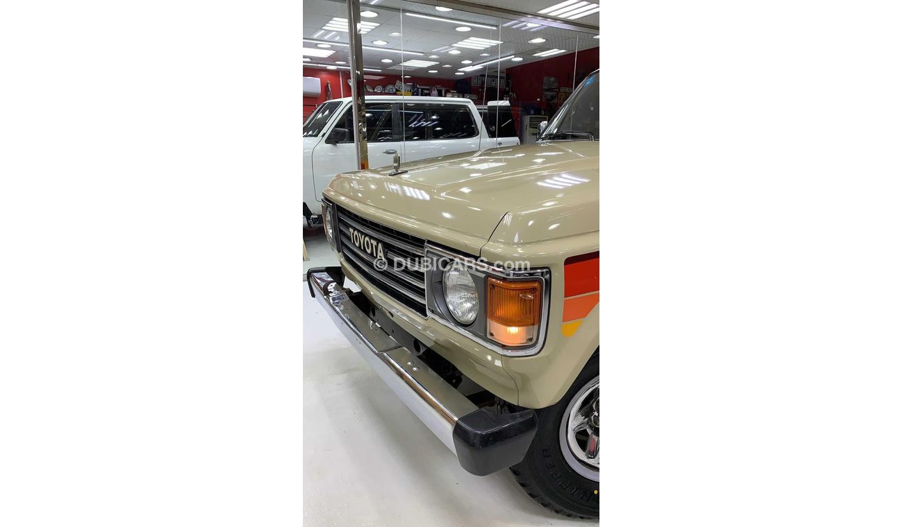 Toyota Land Cruiser Hard Top Fj62