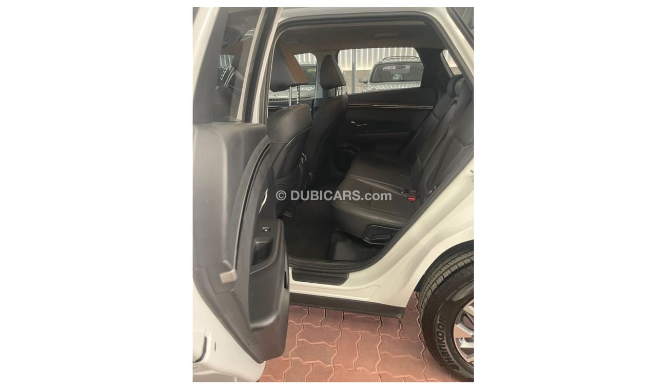 Hyundai Tucson Premium KOREA SPECS E