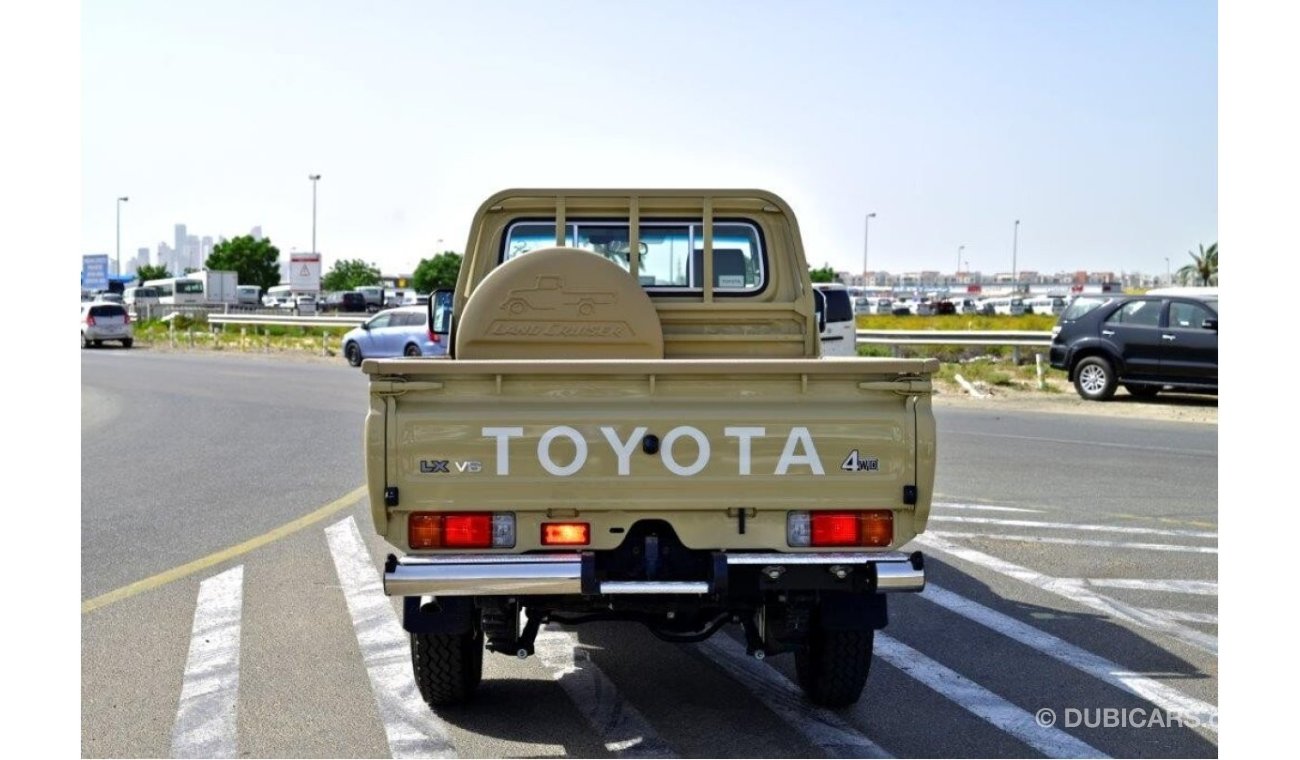 Toyota Land Cruiser Pick Up Single Cab DLX 4L Petrol 4WD AT