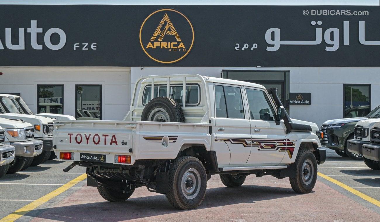 Toyota Land Cruiser 79 DC 4.0L MT YM 2024