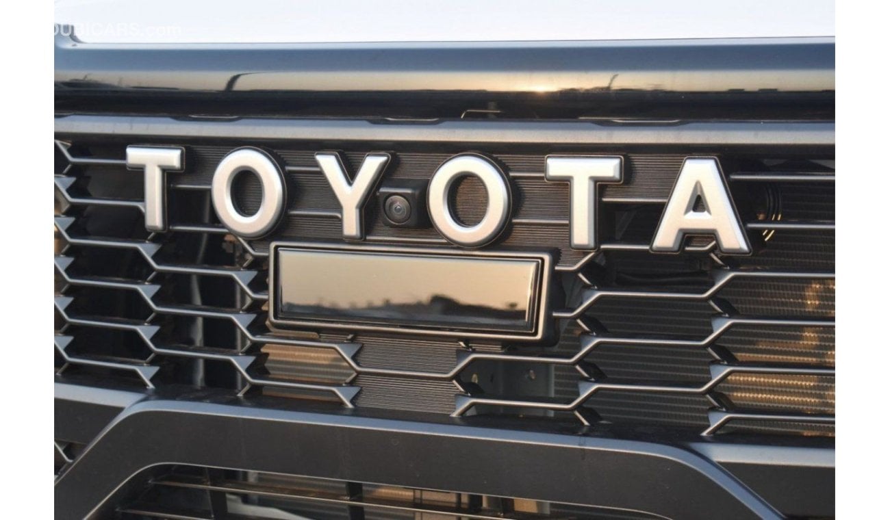 تويوتا هيلوكس 2024 TOYOTA HILUX GR SPORT 4.0L MODEL