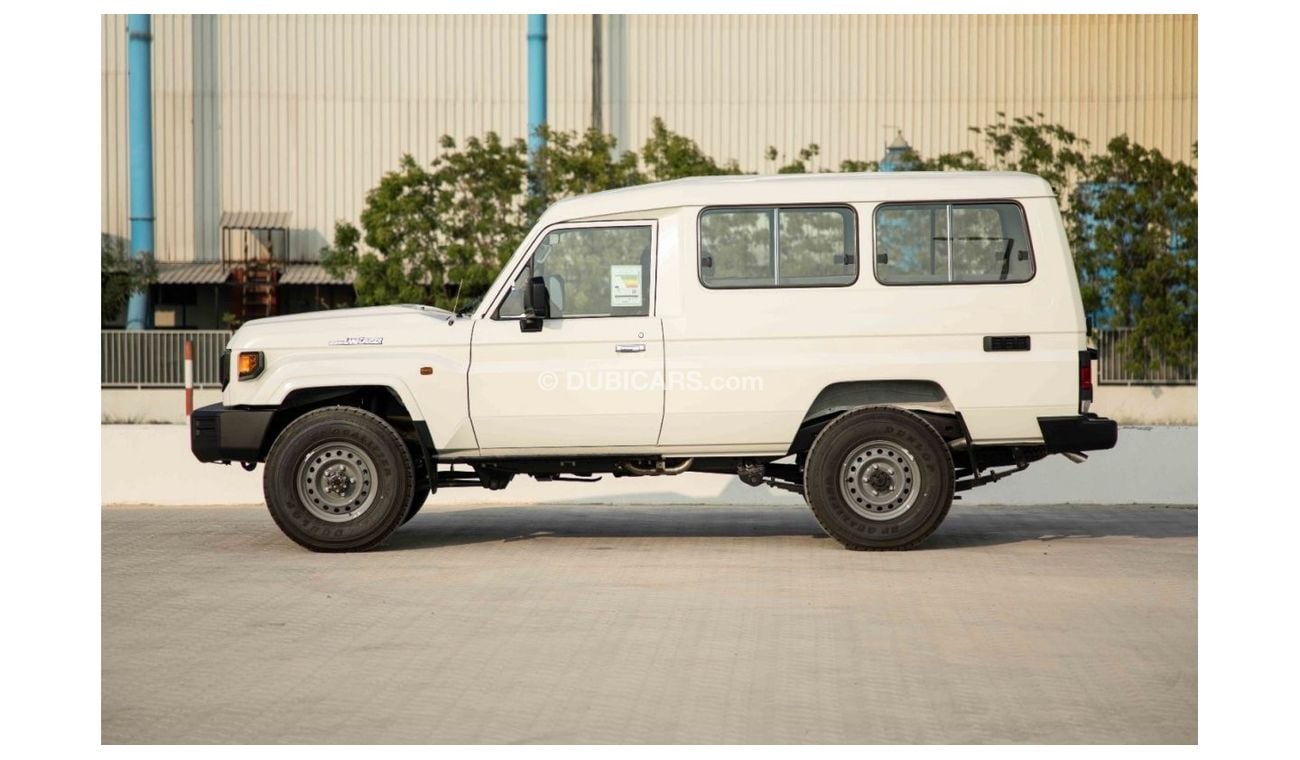 Toyota Land Cruiser Hard Top 2024 Toyota LC78 4.0 Hard Top 3DR - White Inside Bluish Grey