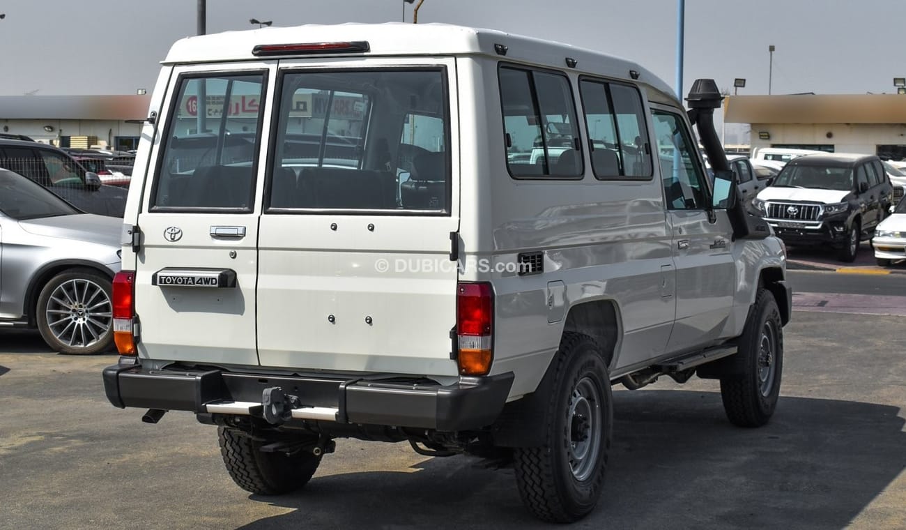 Toyota Land Cruiser Hard Top 4.2L Diesel V6