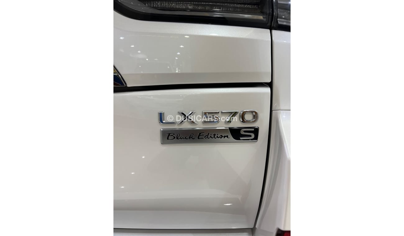 Lexus LX570 Black edition