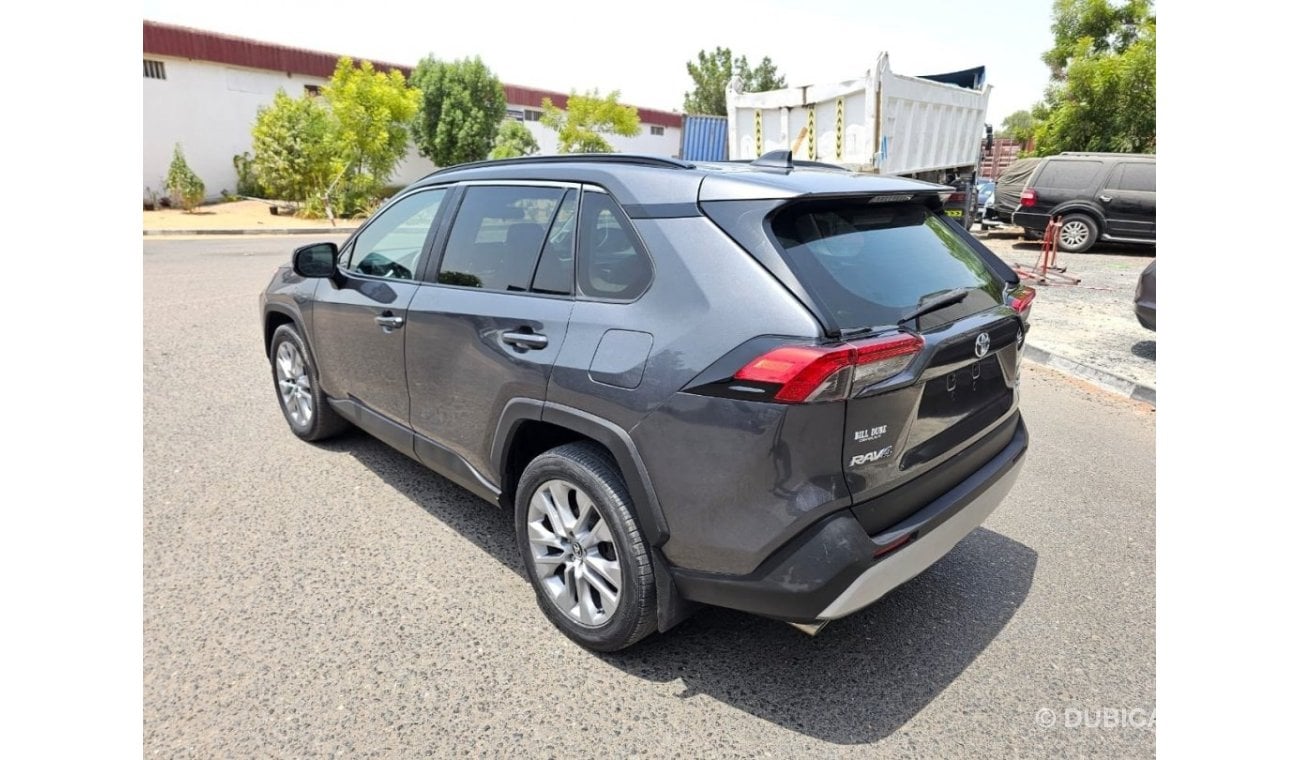 Toyota RAV4 Full options XLE premium