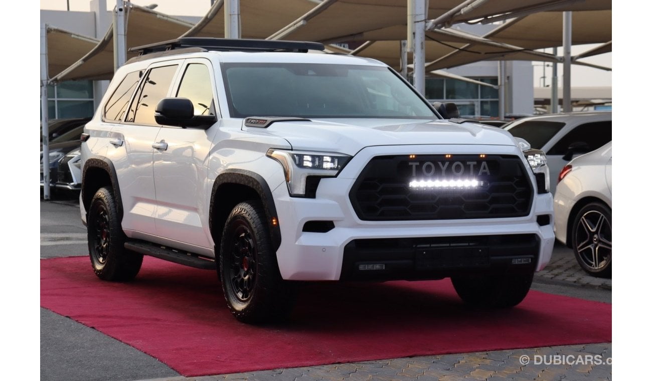 تويوتا سيكويا Toyota Sequoia TRD Pro / Clean Title/ 3000KM Only / Original Paint/ 2023