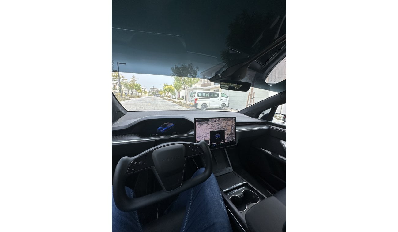 Tesla Model X PLAID GCC