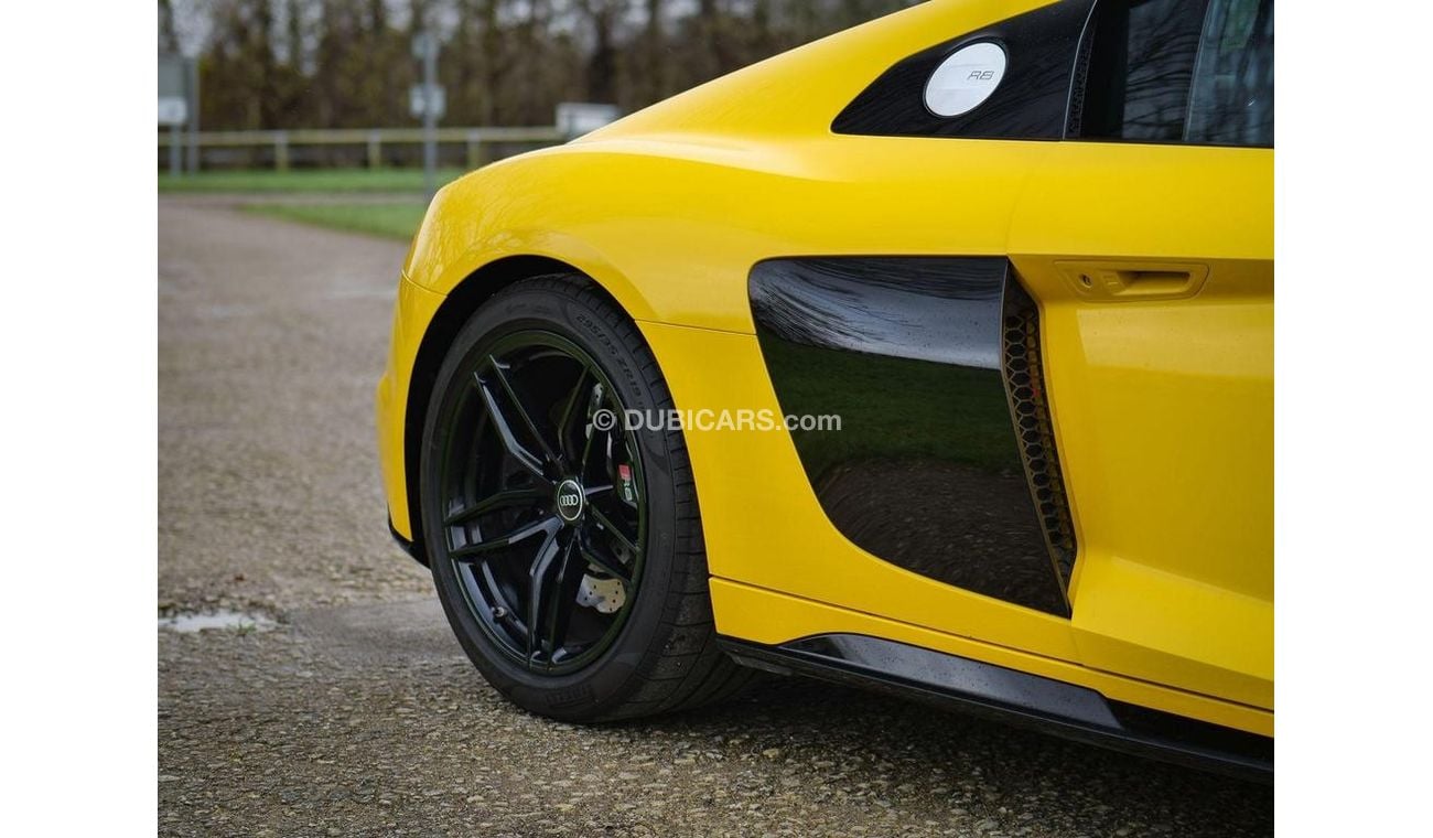 Audi R8 5.2 FSI V10 2dr S RIGHT HAND DRIVE