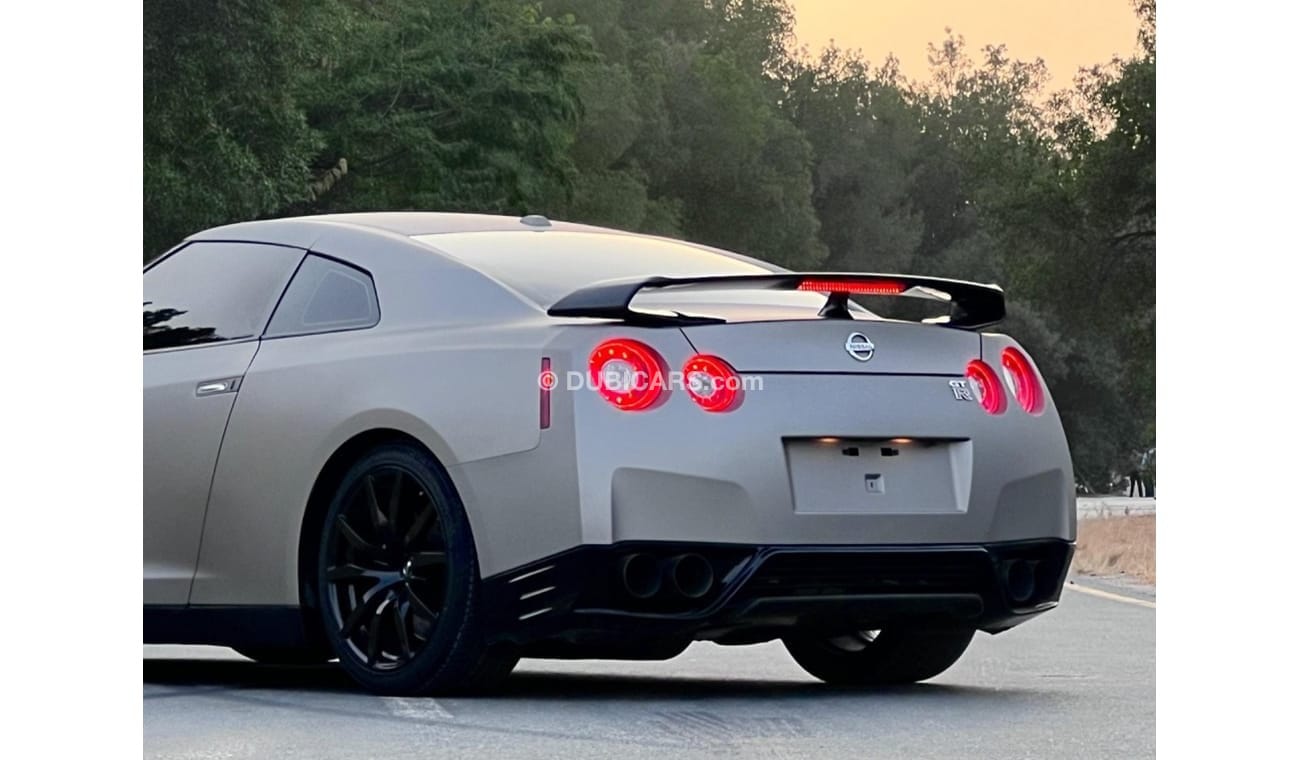 Nissan GTR Track Edition 3.8L (600 HP)