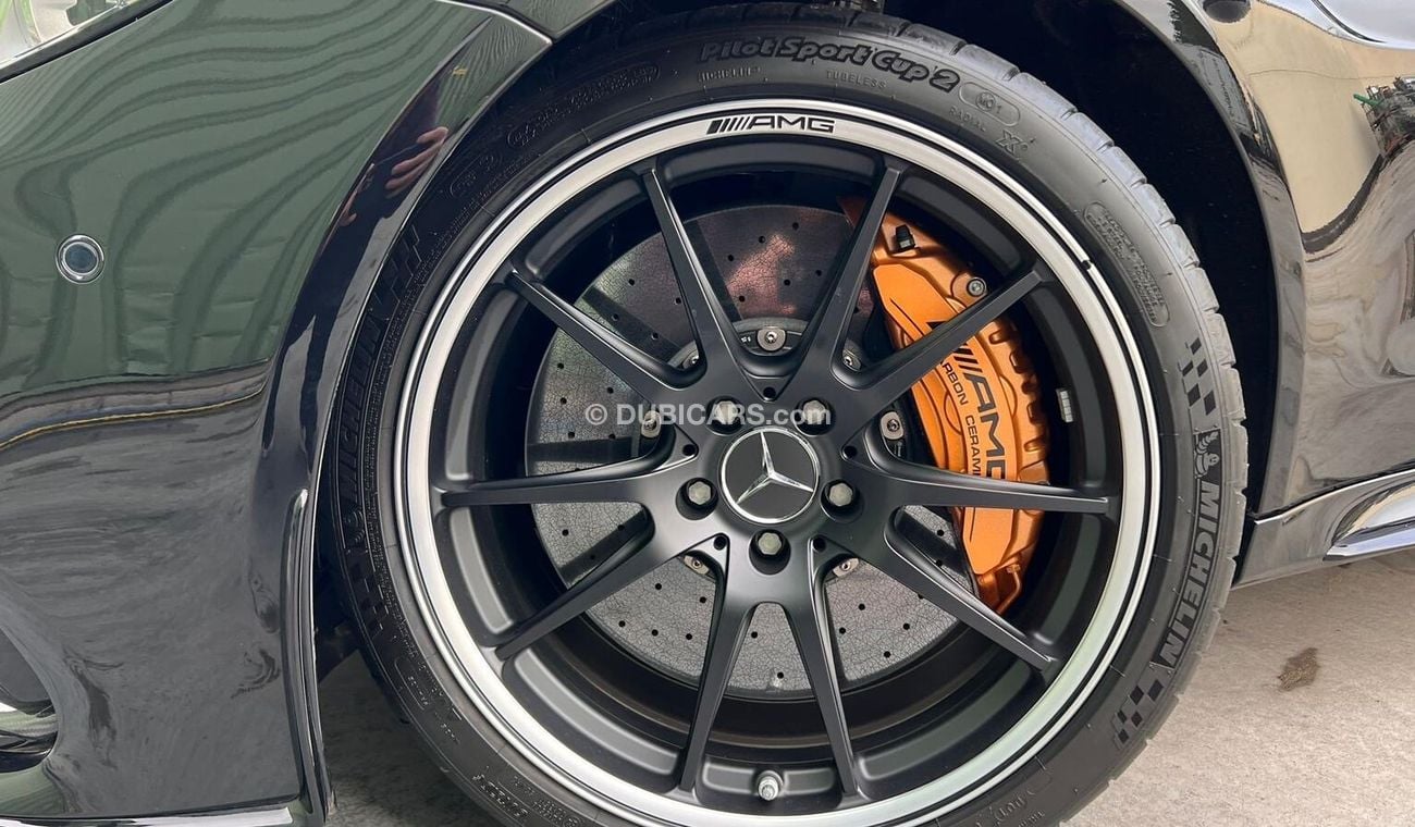 Mercedes-Benz C 63S AMG Carbon Ceramic Package