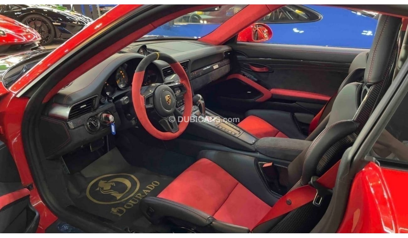 بورش 911 GT2 RS | Brand New | GCC SPEC | WEISSACH PACKAGE | 2019 | Full Carbon Fiber | Negotiable Price