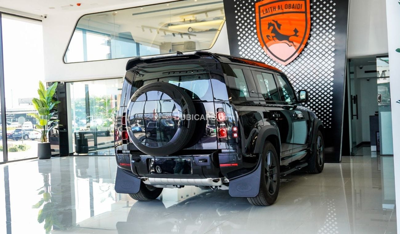 Land Rover Defender 110 X-Dynamic HSE P400 3.0L Land Rover Defender 110 HSE X-Dynamic P400 | Black Pack Edition - 7seat 