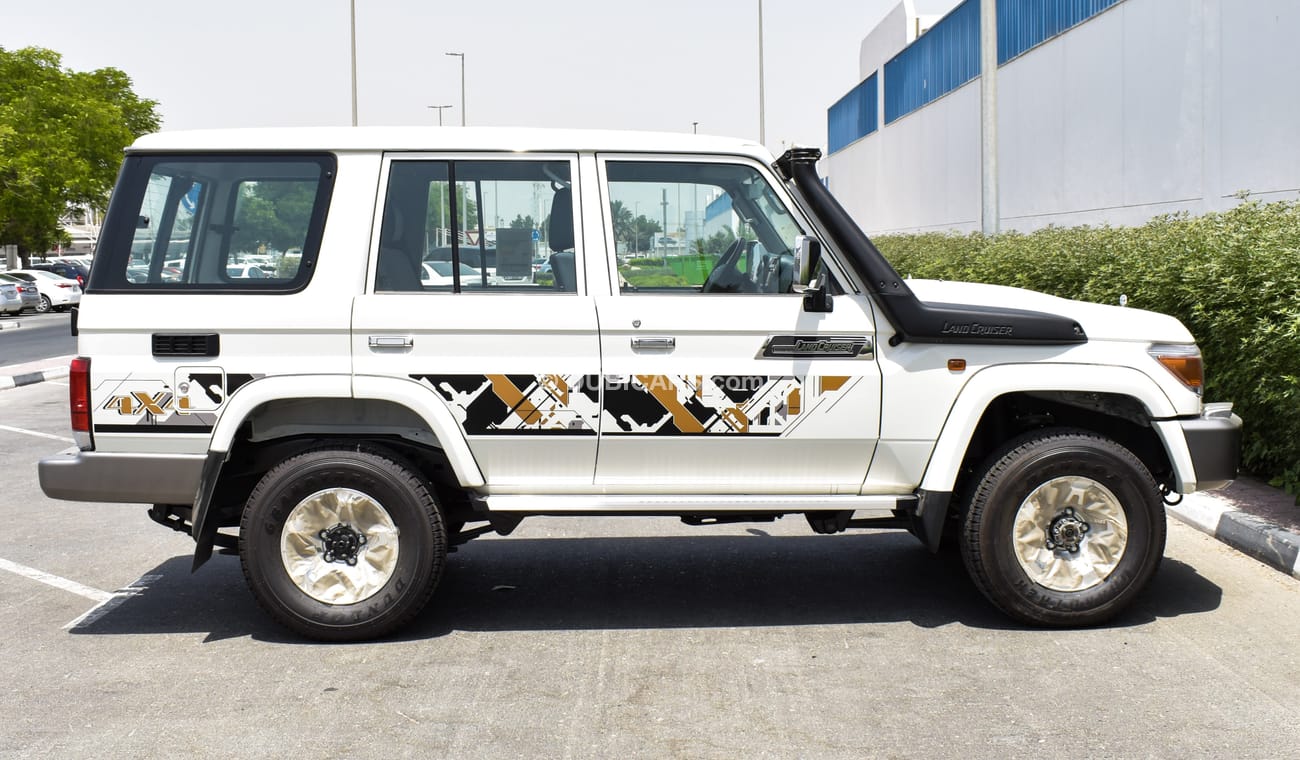 Toyota Land Cruiser Hard Top