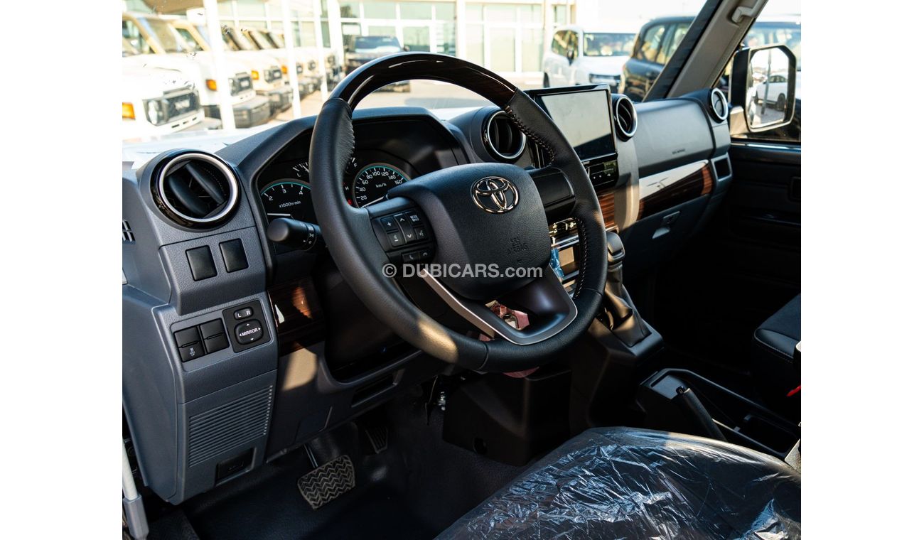 Toyota Land Cruiser 70 Full Option | D/C | 2.8 L | V4 | DSL | A/T