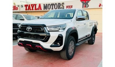 تويوتا هيلوكس TOYOTA HILUX 4.0 AT FENDER WHITE 2025