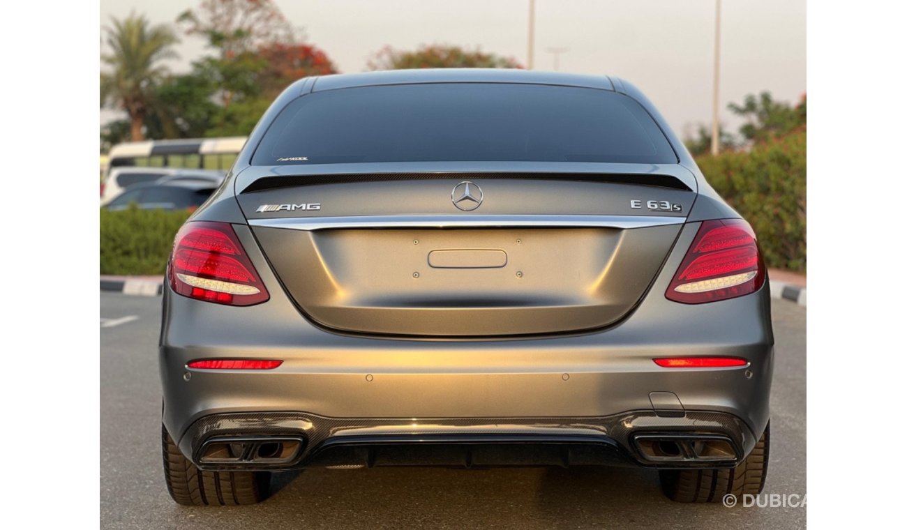 Mercedes-Benz E 63 AMG