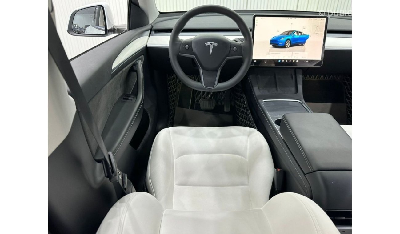 تسلا موديل Y 2023 Tesla Model Y Long Range, Nov 2026 Agency Warranty, Full Agency Service History, GCC