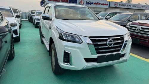 نيسان إكستيرا 2.5L PETROL TITANIUM 4WD 2023 GCC