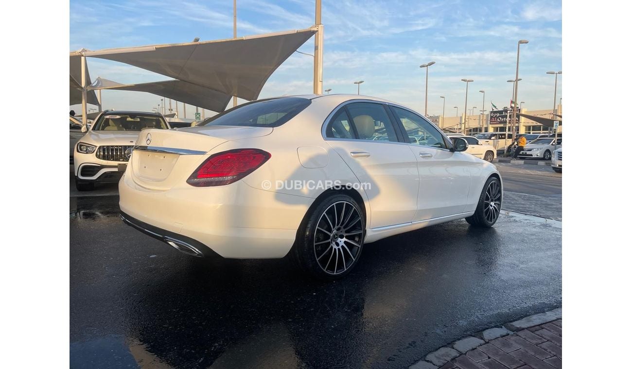 Mercedes-Benz C 300 Mercedes C300 American model 2021 in excellent condition, full specifications