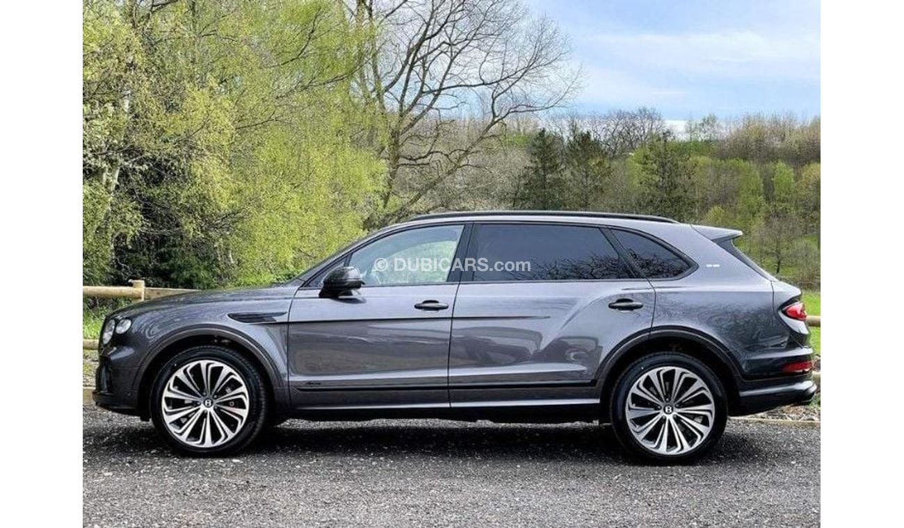 Bentley Bentayga EWB Azure 4.0T 4.0 V8 Azure EWB RIGHT HAND DRIVE