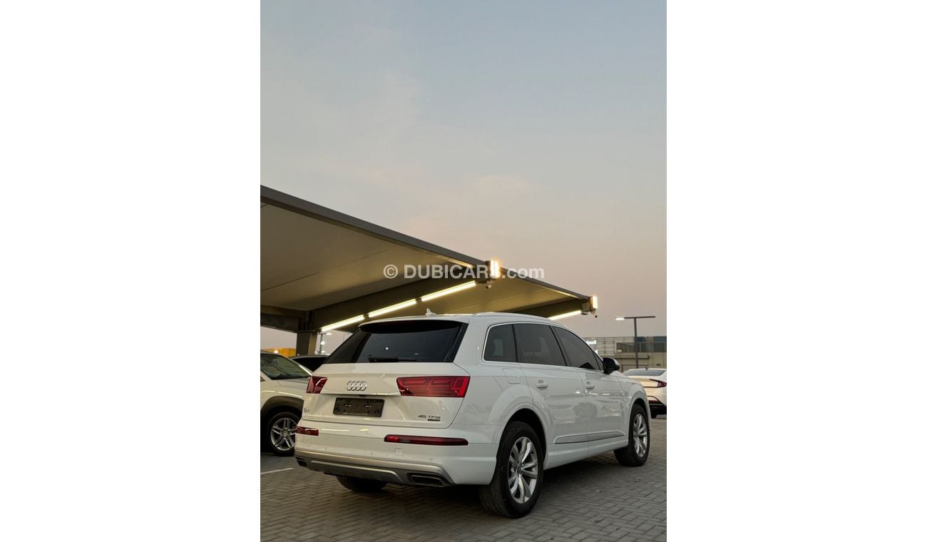 أودي Q7 45 TFSI quattro S-Line Luxury 3.0L