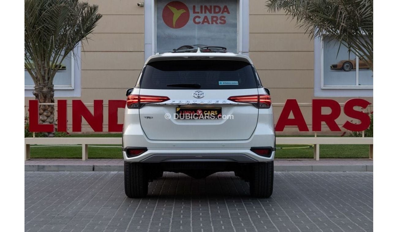 تويوتا فورتونر Toyota Fortuner TRD Sportivo 2018 GCC (LOW MILEAGE) under Warranty with Flexible Down-Payment.