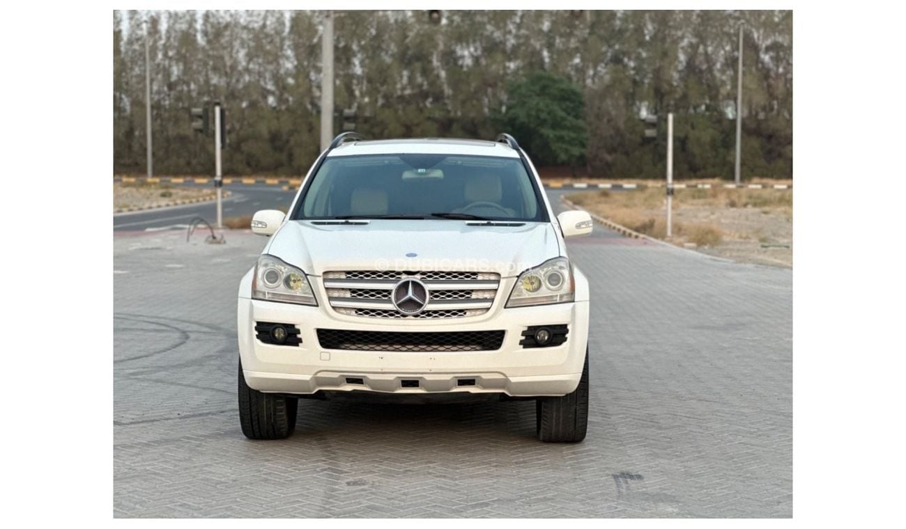 Mercedes-Benz GL 450 MODEL 2008 GCC CAR PERFECT CONDITION INSIDE AND OUTSIDE FULL OPTION