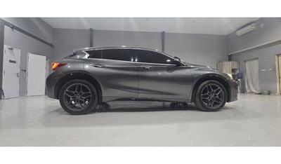 إنفينيتي QX30