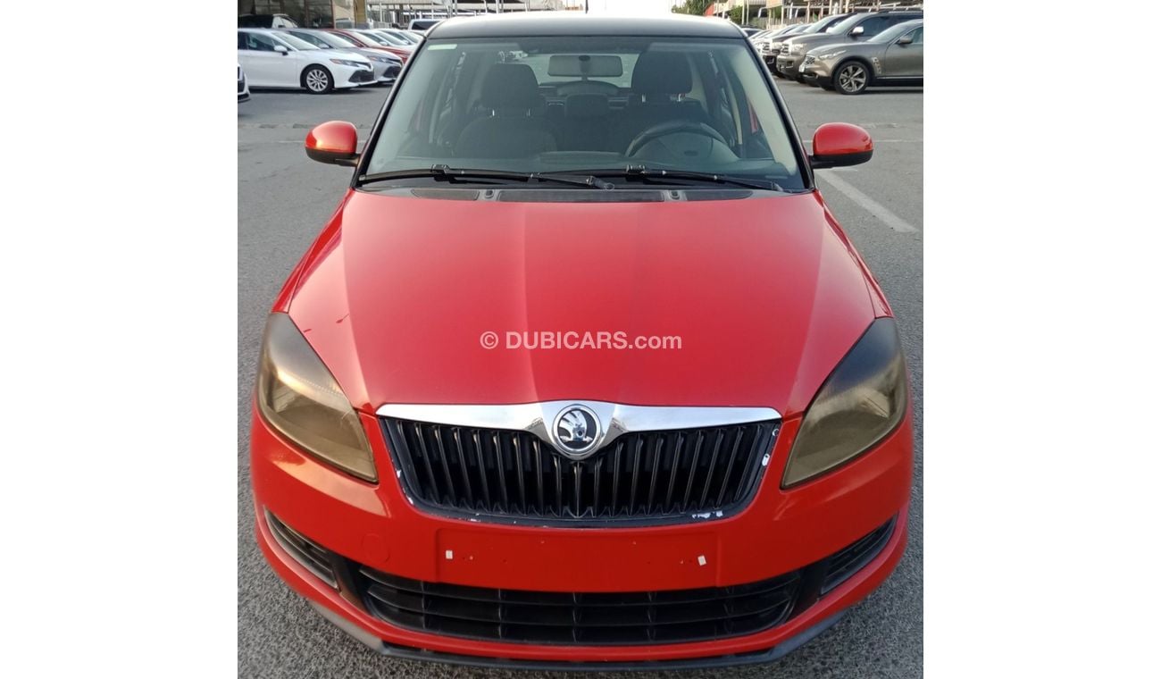 Skoda Fabia Skoda Fabia V4 1.4L Model 2015