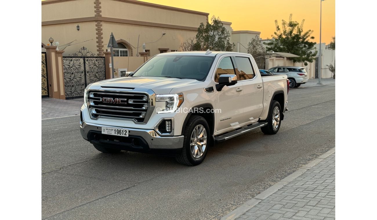 GMC Sierra Full Options, V8 2500 HD , Sunroof, Private Owner