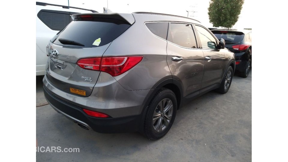 Hyundai Santa Fe for sale. Grey/Silver, 2015