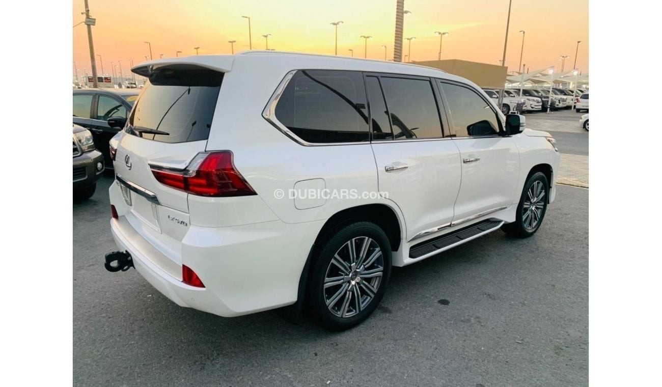 Lexus LX570