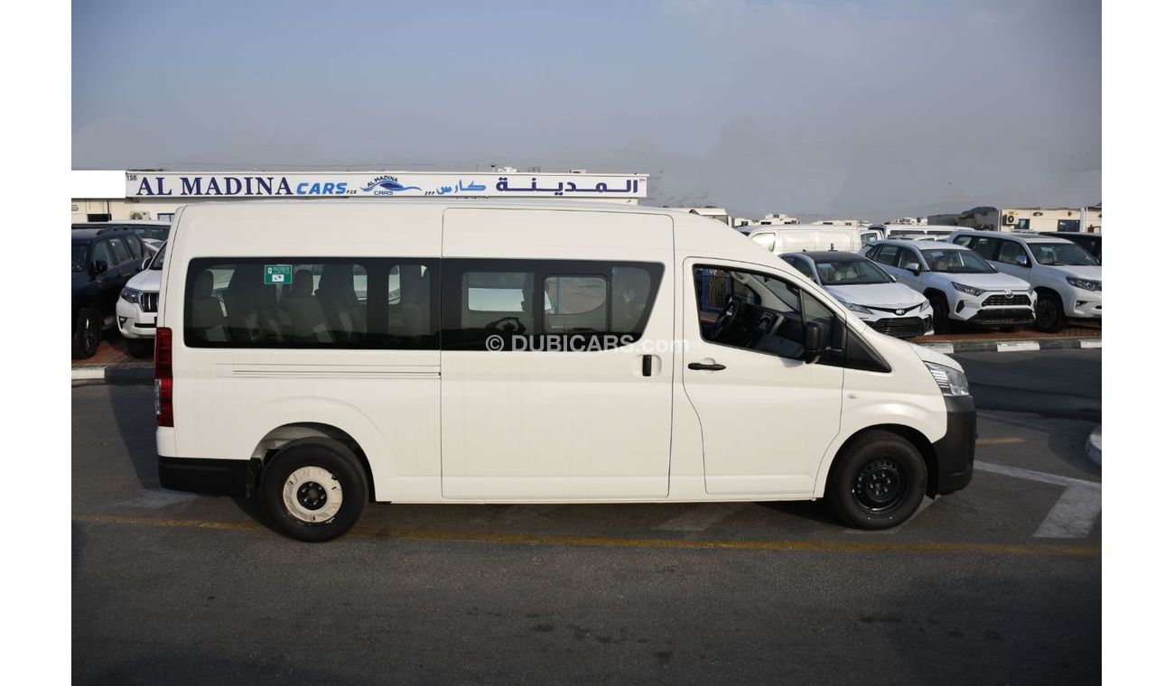 Toyota Hiace Hiace 3.5L AT 13 Seater