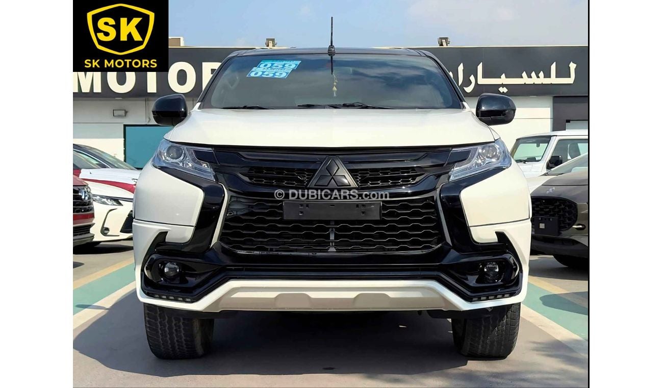 ميتسوبيشي مونتيرو سبورت / SIGNATURE EDITION/ SUNROOF/ 4WD/ FULL OPTION ROOF LIGHTING/ NON ACCIDENT/  LOT# 8916