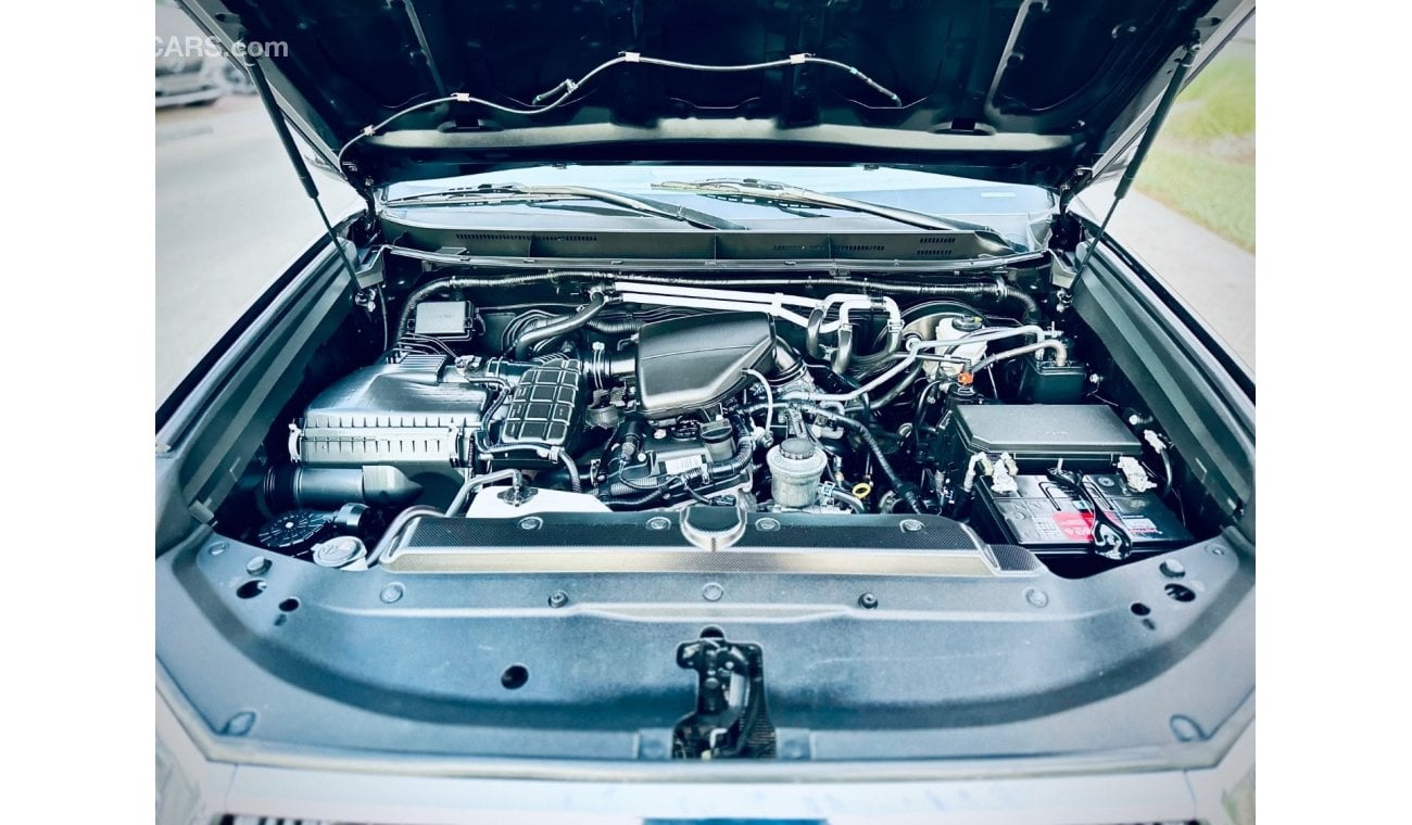 تويوتا برادو TXL 2019 LHD Petrol Engine Clean Title